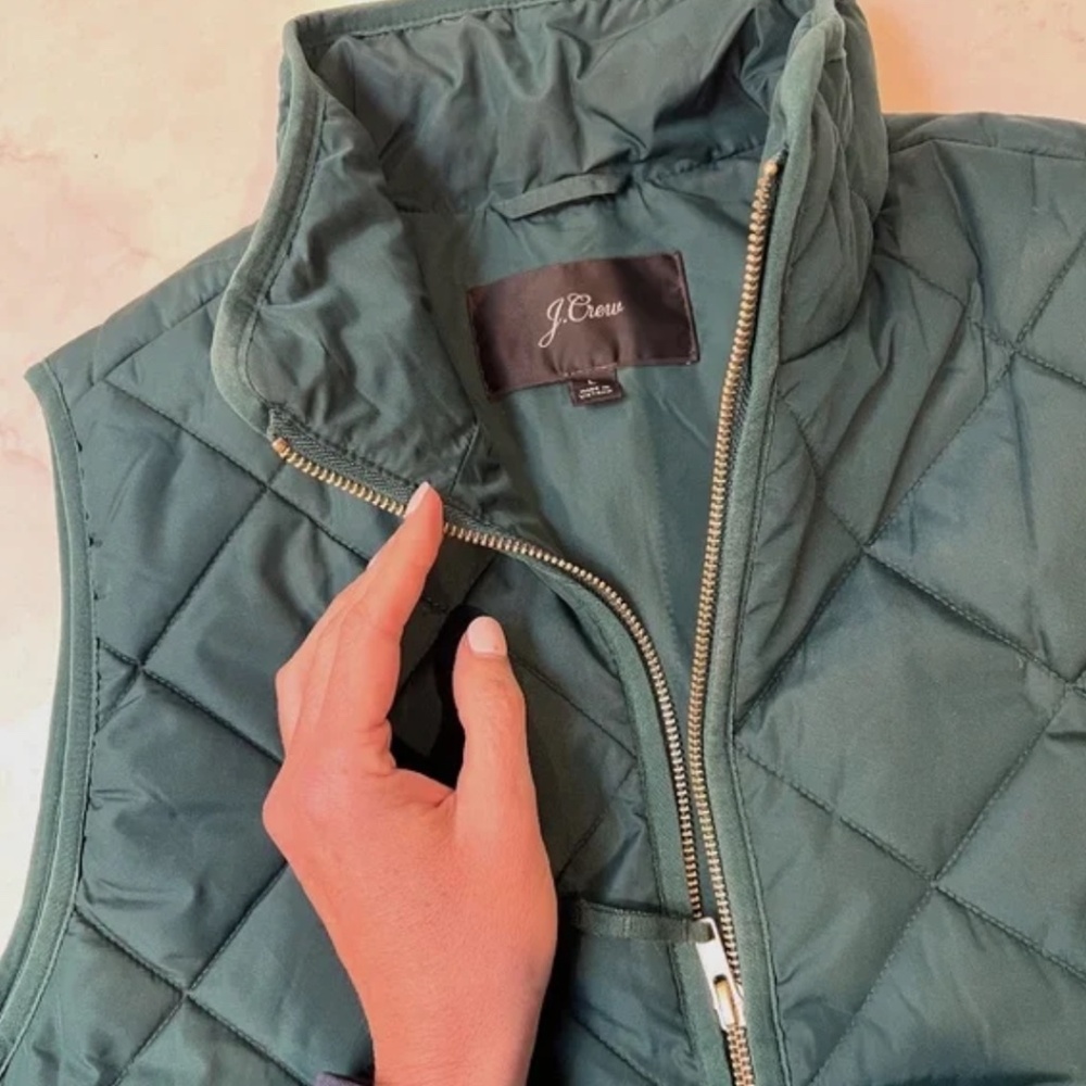 J. Crew Lightweight Quilted Puffer Vest (Large)
